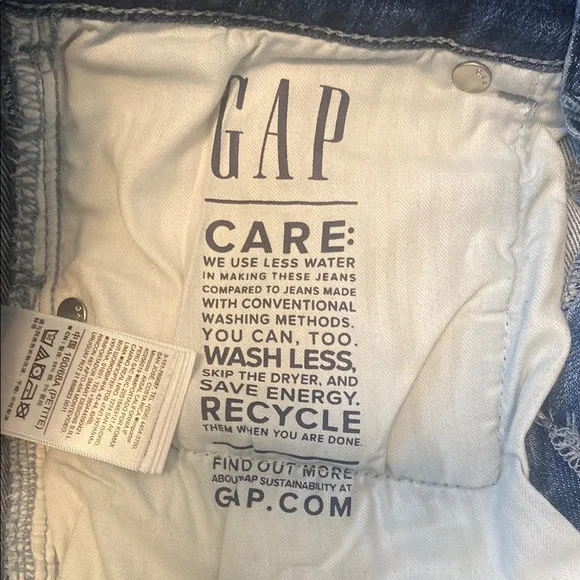 GAP Ladies HighRise Stride Patch Med Indigo Flare Wide Leg Jeans Raw Hem 26/2P - Picture 8 of 14